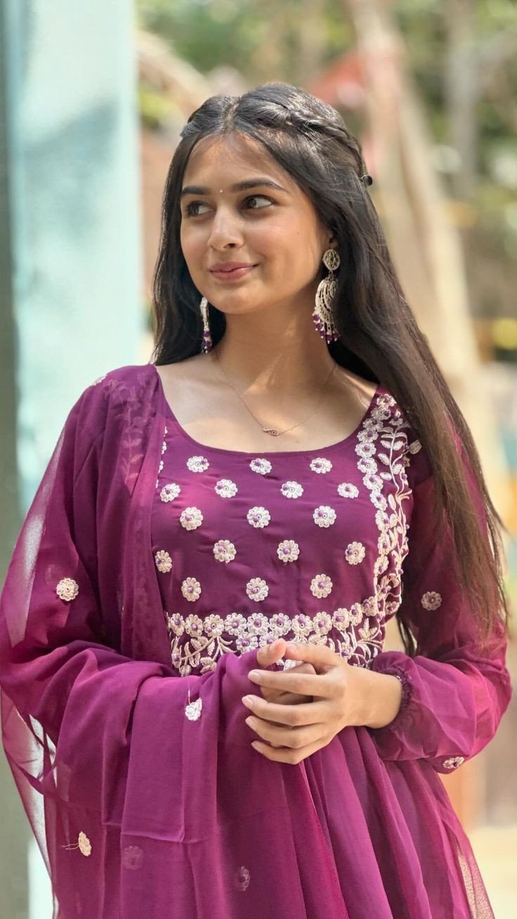 Sonali,,,,Patel 1hr 900 2hr 1500 3hr 2000 full night 3000 full satisfi...