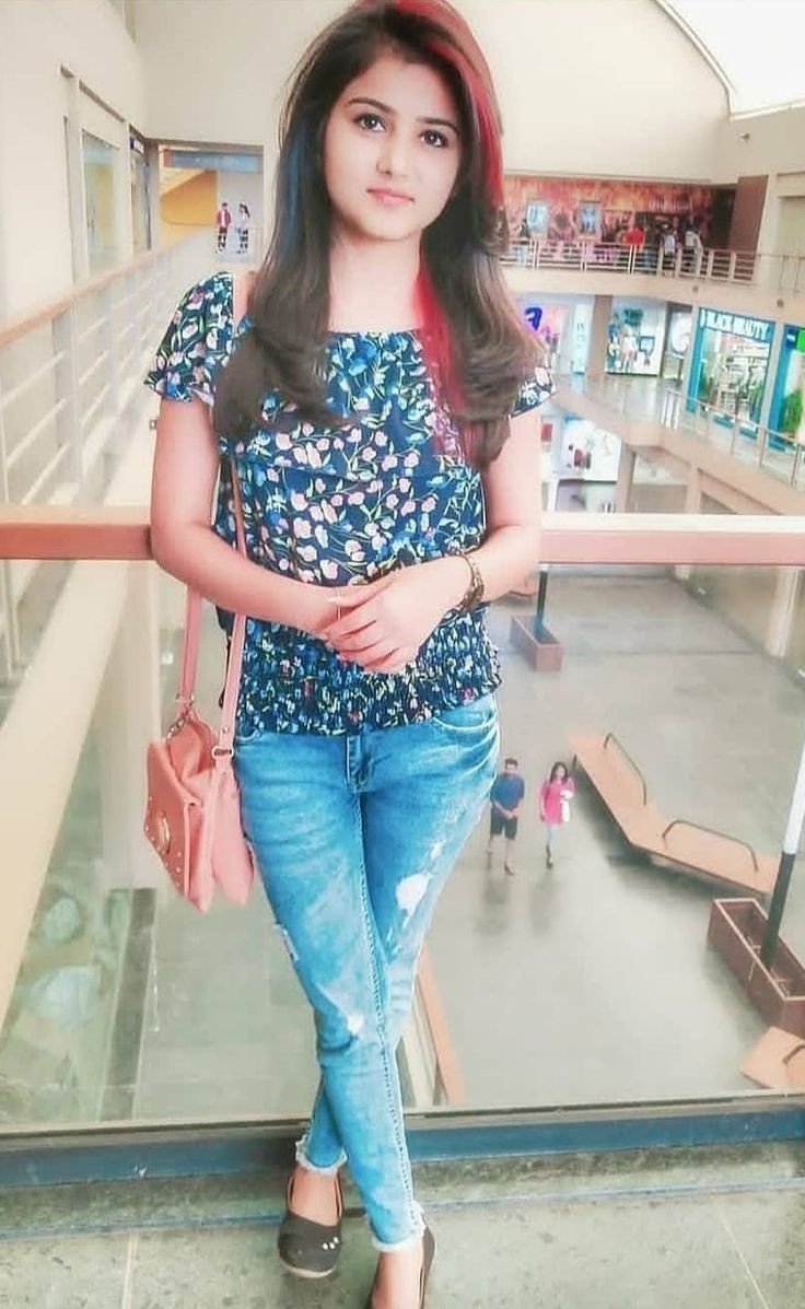 Komal Sharma low price girl cash payment available