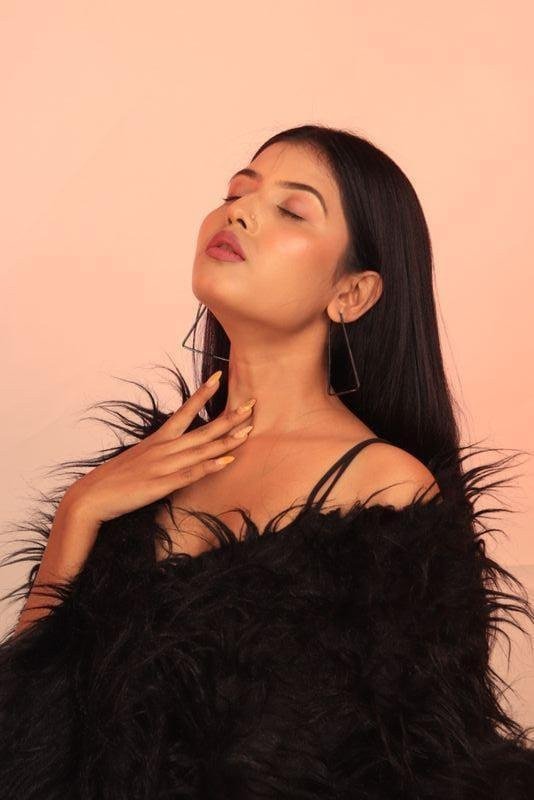 Call  𝟗𝟗𝟑𝟒𝟖𝟓𝟑𝟕𝟎𝟒 ️ Call girlIn Call girls Escort