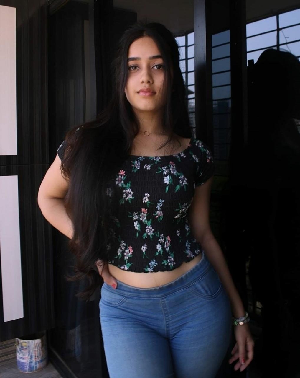 call-girl-college-girls-service-provider-24-hour-available