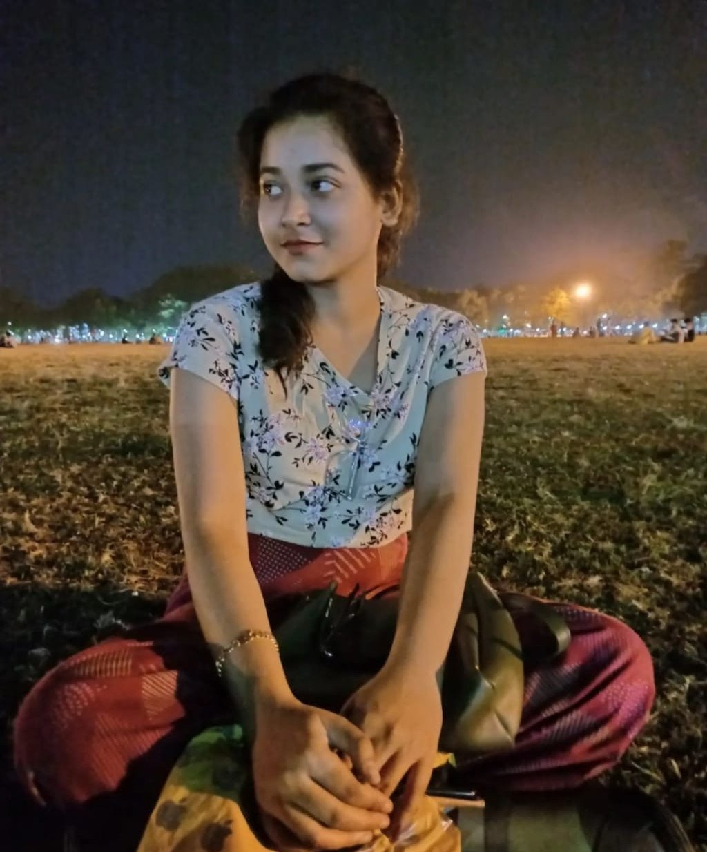 VIP  girl  1 hour 800 ️ 2 hour 1500️ 3 hour 2500️ full day 3500️ --- ️