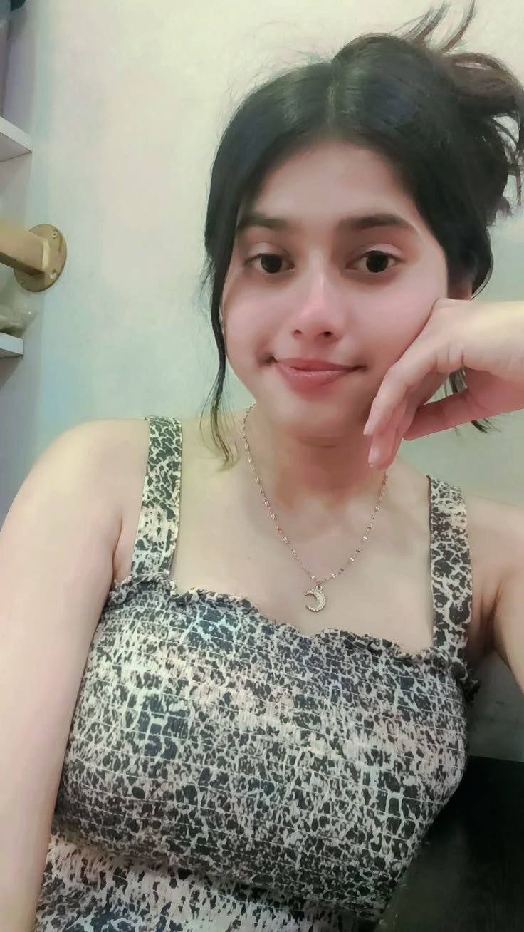 AAROHI SHARMA CALL GIRL ️ 7667427921 CALL GIRLS IN ESCORT SERVICE ? lo...