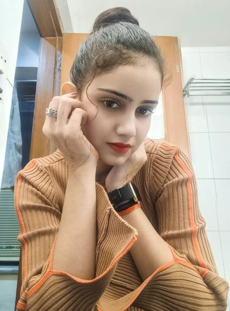 AAROHI SHARMA CALL GIRL ️ 7667427921 CALL GIRLS IN ESCORT SERVICE ? lo...