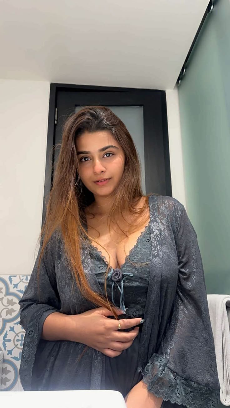 Home service  hotel service full️मुंह में लंड लेगी भरपुर  देगी हर तरफ...