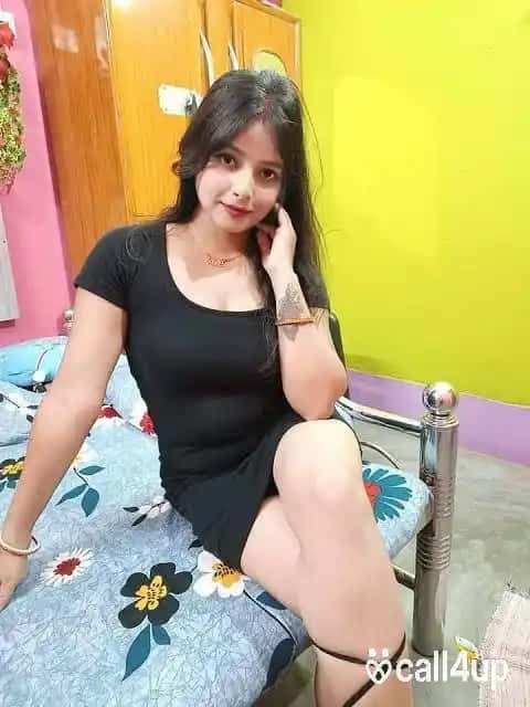 ️ Call Girls ️𝟗𝟒𝟕𝟒𝟲𝟕𝟮𝟖𝟒𝟮️ Call Girls In Escort Service Provider