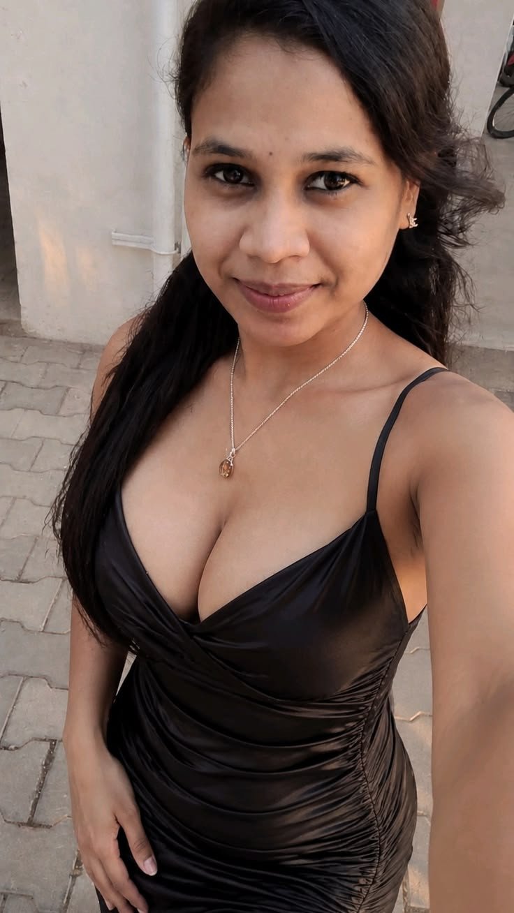 Hotel Service  Room Service  Home Services  𝟮𝟰 hr Available  Full Sex...