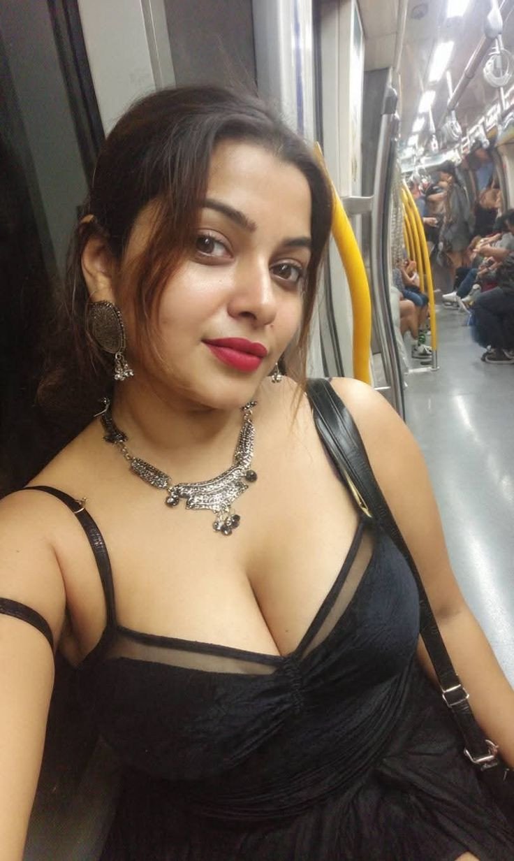 Hotel Service  Room Service  Home Services  𝟮𝟰 hr Available  Full Sex...