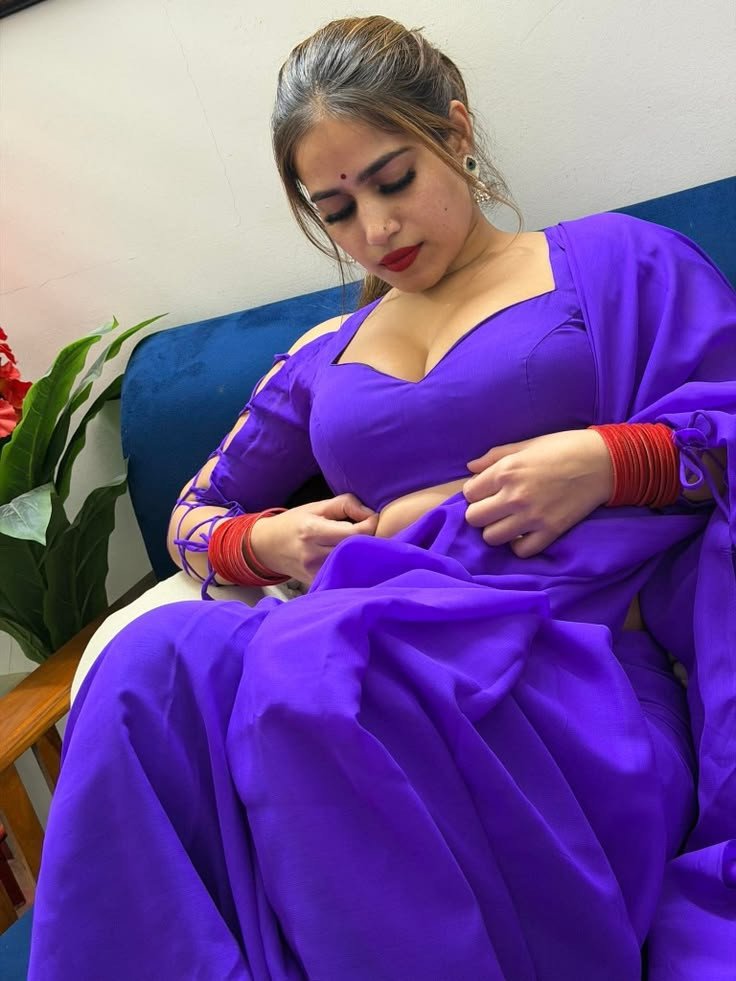 Hotel Service  Room Service  Home Services  𝟮𝟰 hr Available  Full Sex...