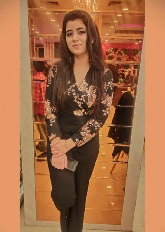 Lowest price call girl is very secure 24/7 safe service call me my age...