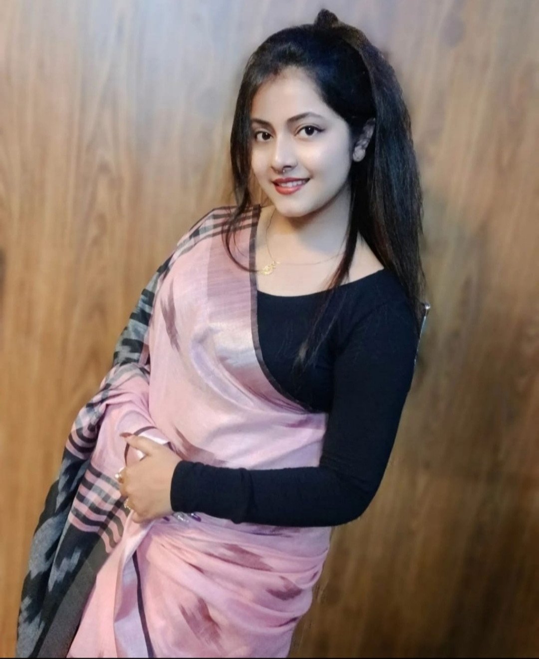 low-price-call-me-100-genuine-service-available-hot-and-sexy-girls-available-full-enjoy