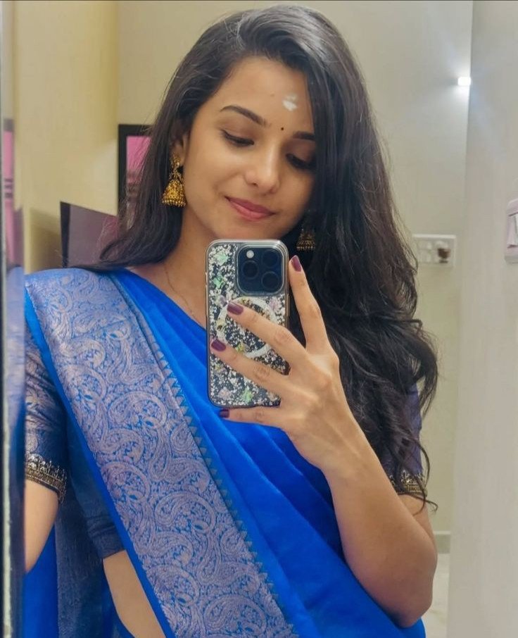Pooja Call me 100% genuine service hot and sexy girls full enjoy servi...