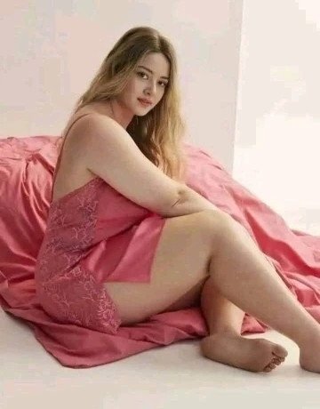 RꦿyalCall, Girls In GAUR CITY- Mall Near 74280 95640 Escorts 24/7 Serv...