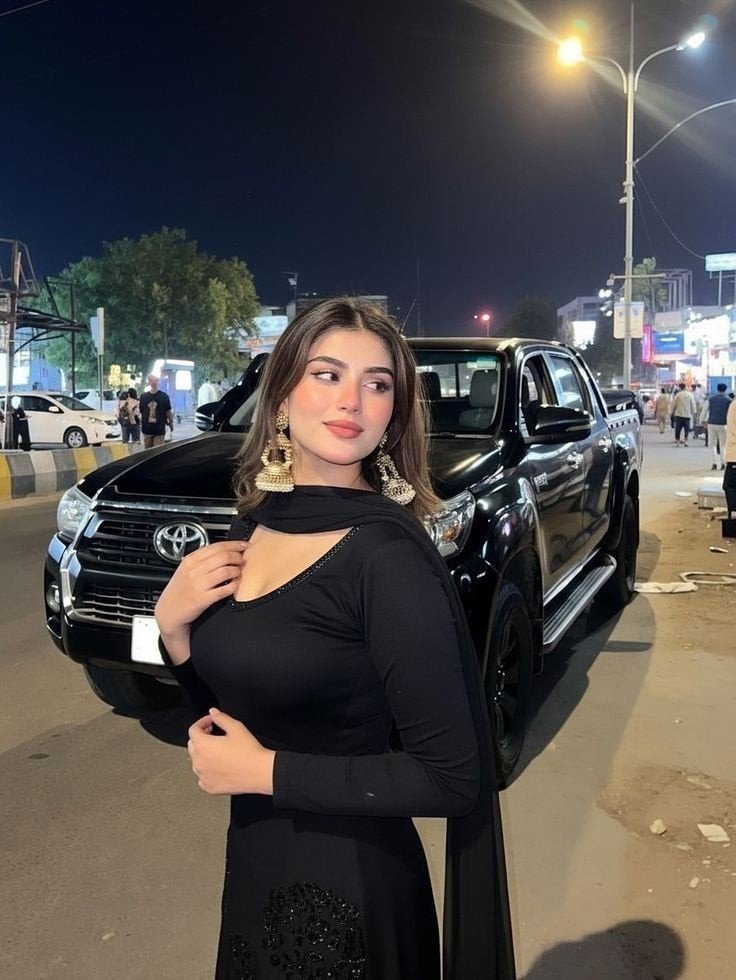 VIP Delhi Call Girls in Aruna Nagar 8826744196 VIP College Girl & Mode...