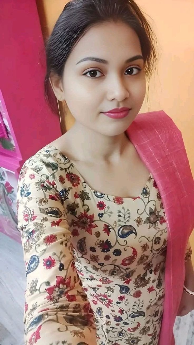 Goa call girl
