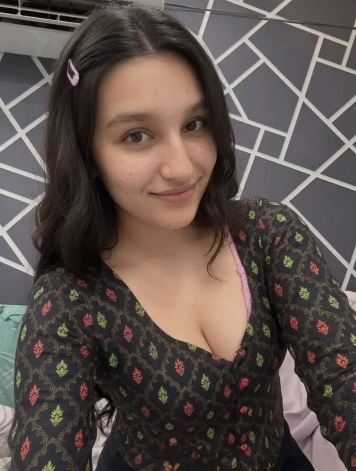 VIP college girl available bhabhi available full masti full enjoy