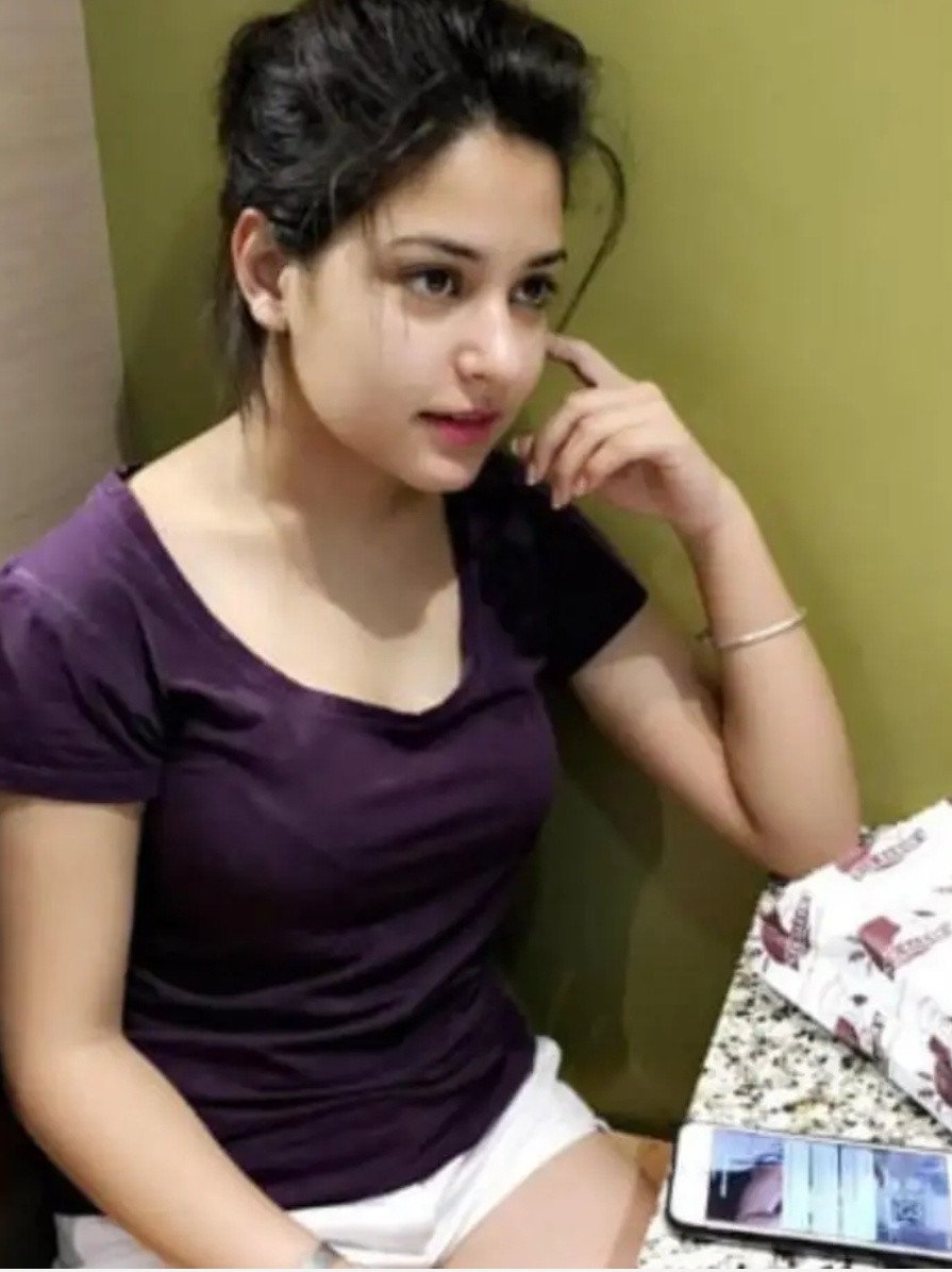 High profile independent college girl house wife aunty provide service
