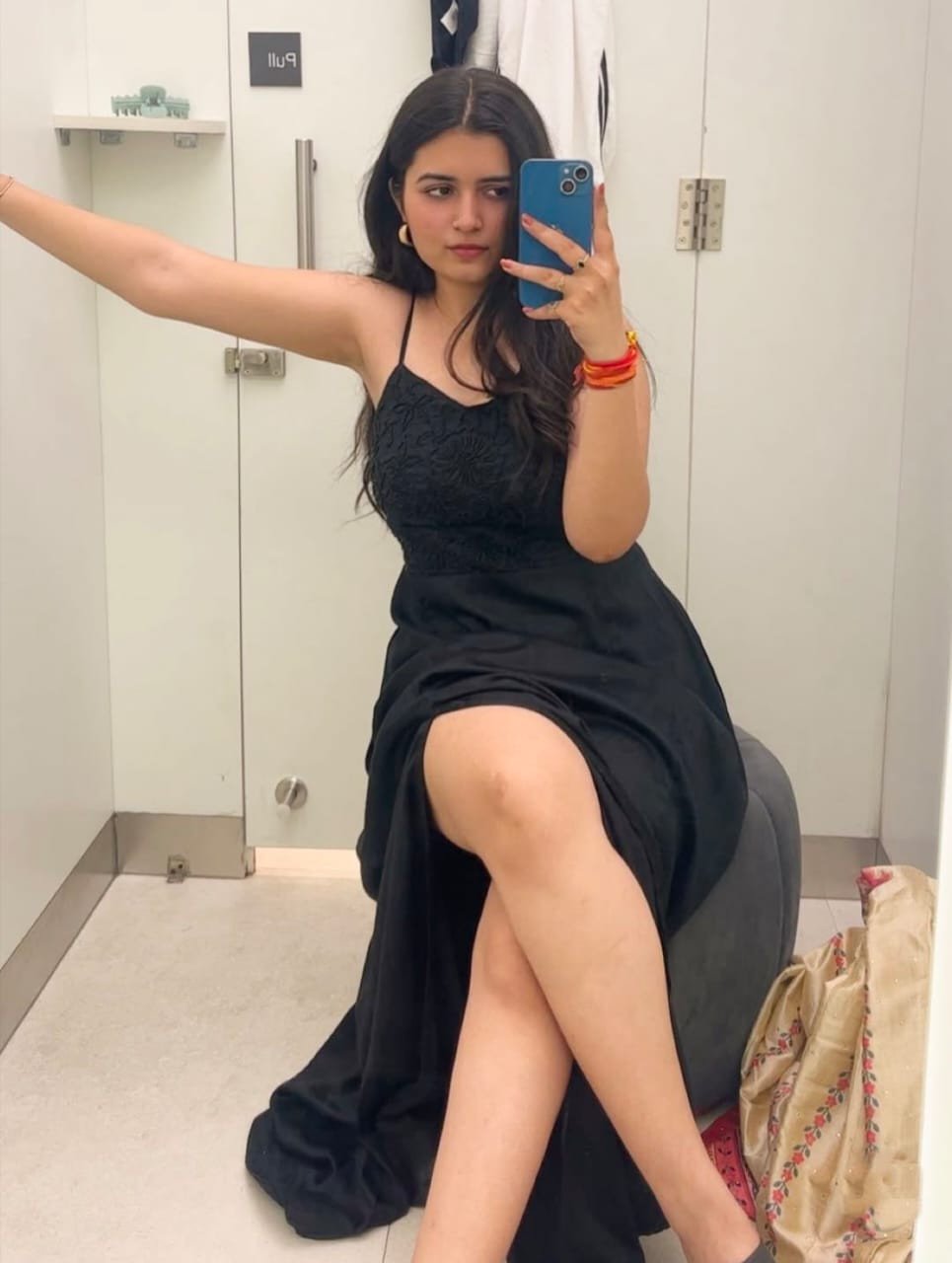 Divya sen Best call girl service in low price and high profile girl av...