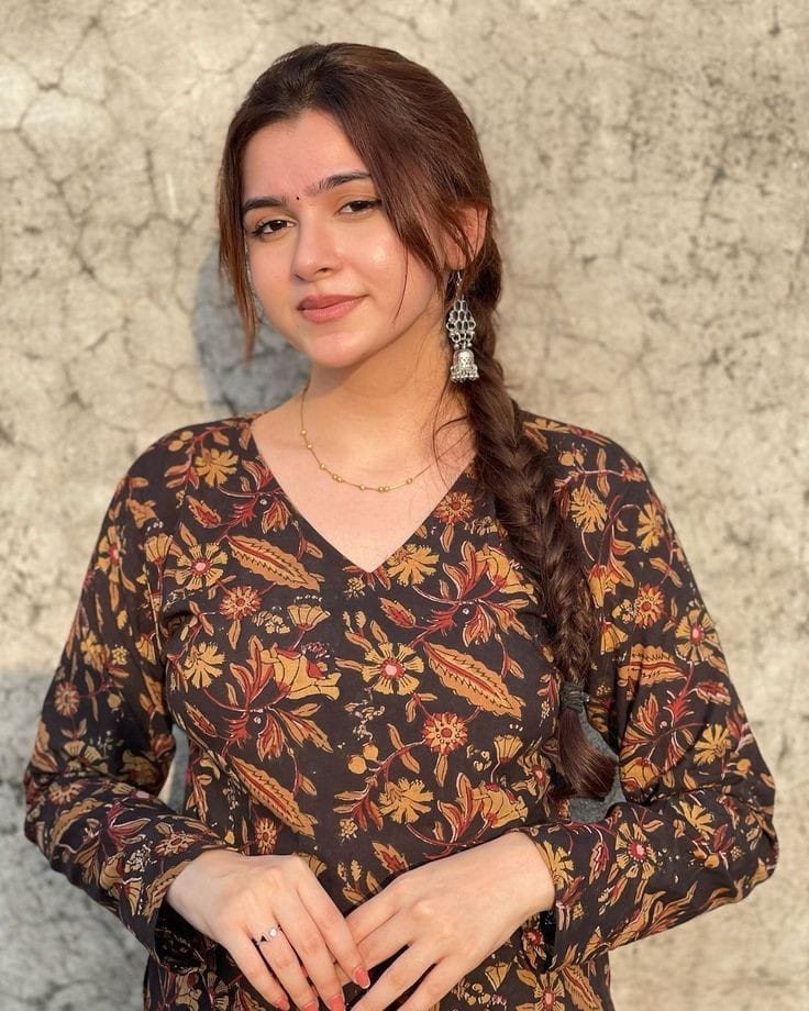 Sex service provide 24 hour service 100% safe and secure service pleas...